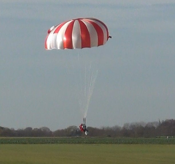 Mertens reddingsparachute / parachute, Ophalen of Verzenden, Gebruikt