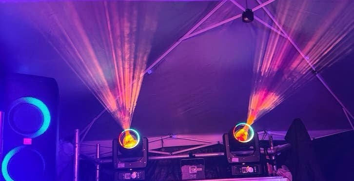 Movinghead 450W met 17 gobo's, 8 prisma's en 12 kleuren, Ophalen of Verzenden, Zo goed als nieuw, Licht, Kleur