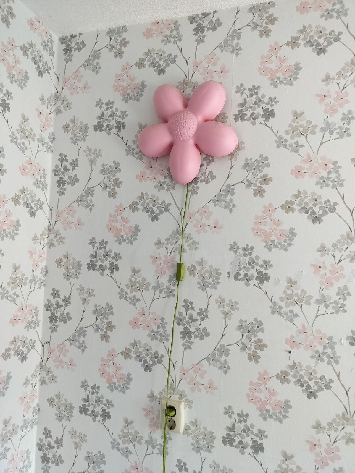 Roze bloem wandlamp voor kinderkamer, Kinderen en Baby's, Ophalen, Zo goed als nieuw, Overige typen