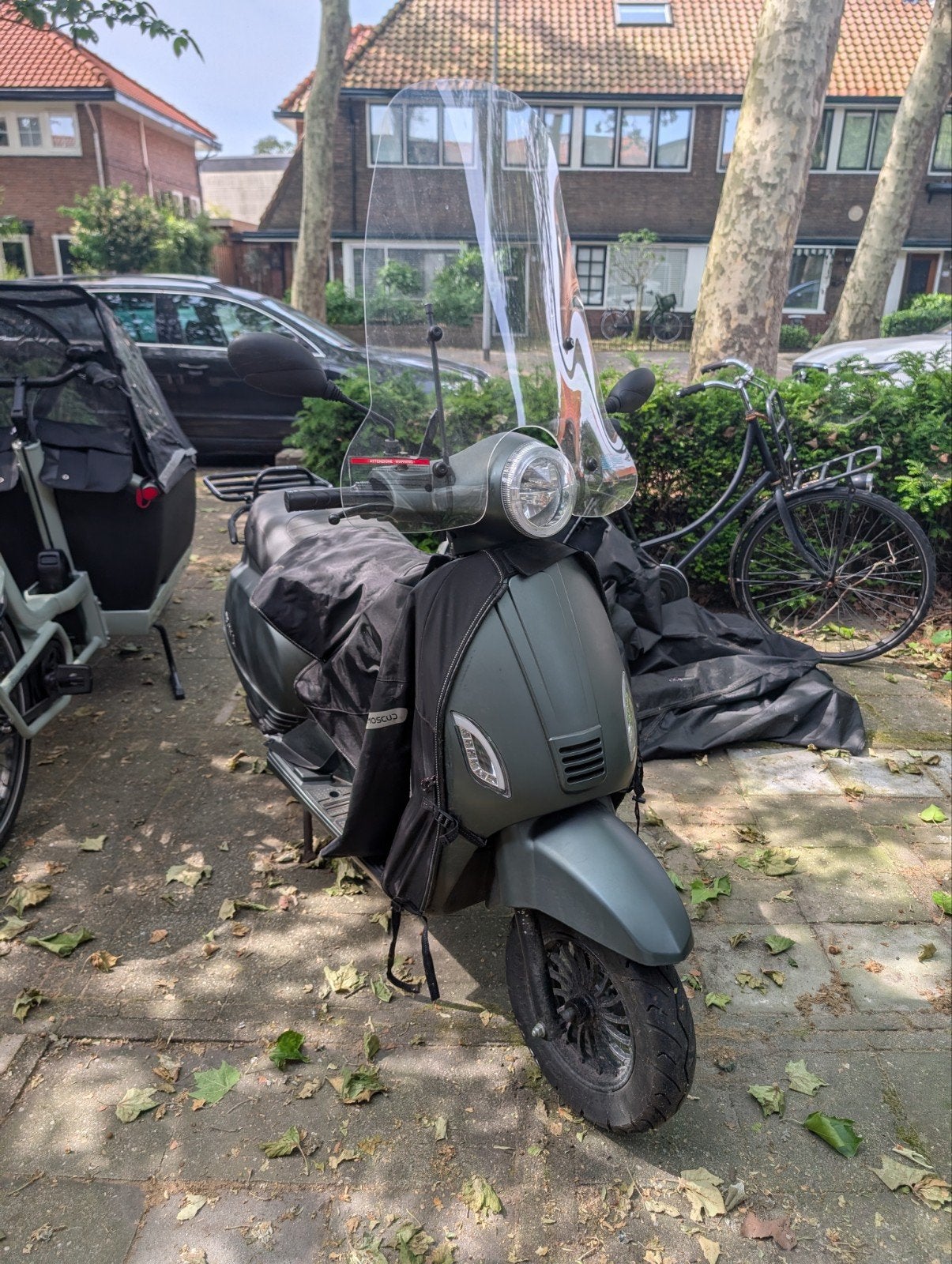IVA Lux Elektrische Scooter (2022) – 45 km/u – 15.756 km, Gebruikt, Elektrisch, Ophalen, Overige merken