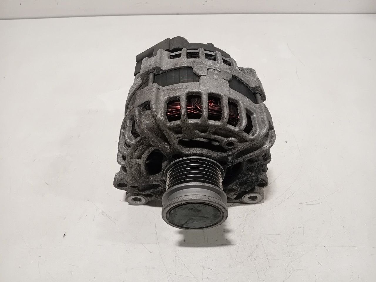Dynamo Volkswagen Golf, Onderdelen@venauto.nl, Van der Ven Autorecycling B.V., Gebruikt, Ettenseweg 76, 4706 PB Roosendaal, The Netherlands