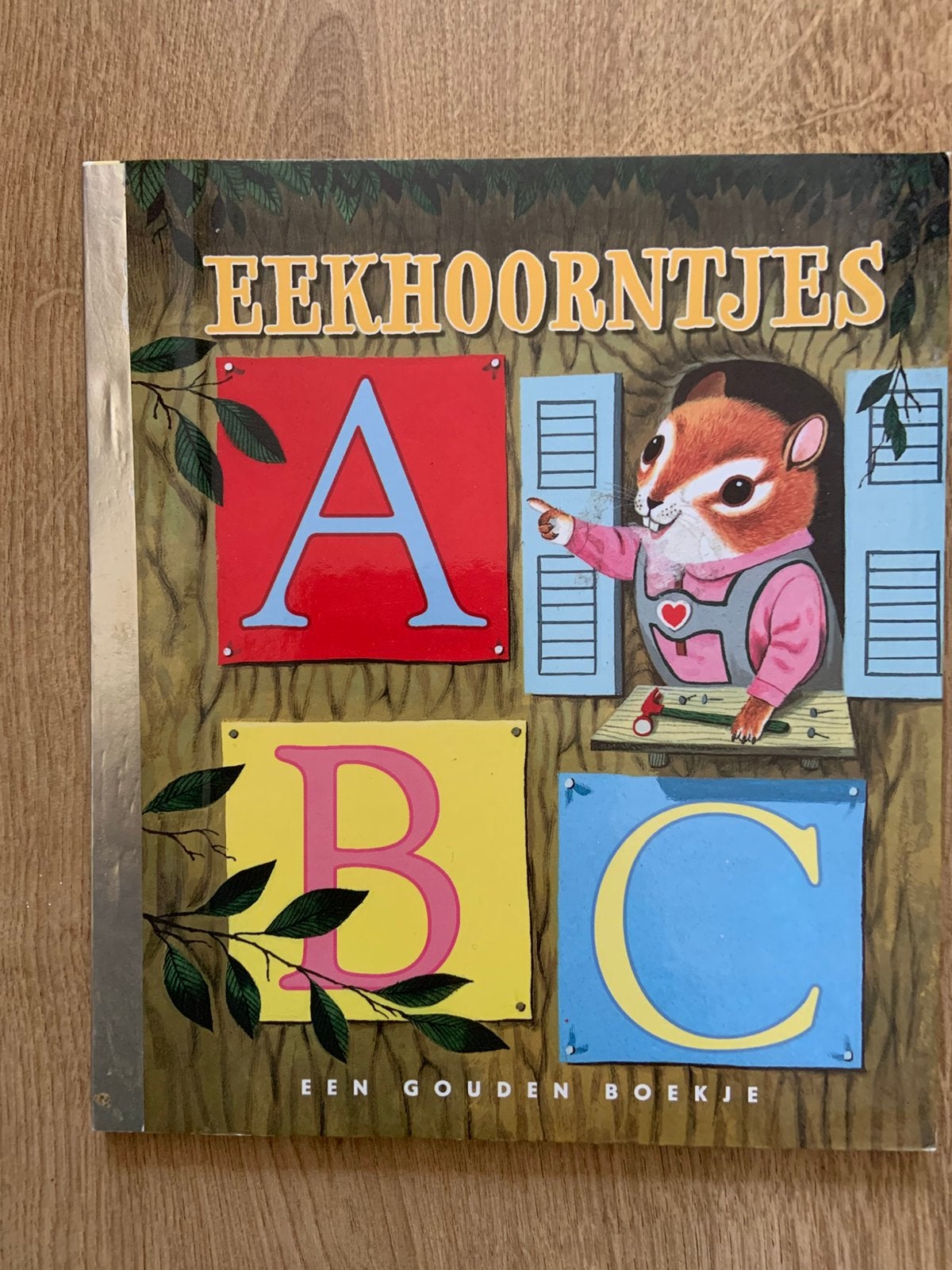 Roberta Miller - Eekhoorntjes ABC, Fictie algemeen, Roberta Miller, Zo goed als nieuw, Gouden boekje