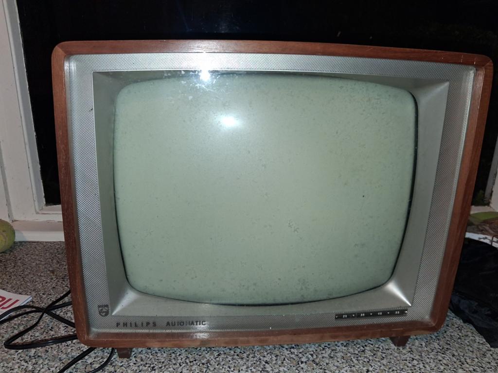 Oude antieke tv, Antiek en Kunst, Ophalen of Verzenden