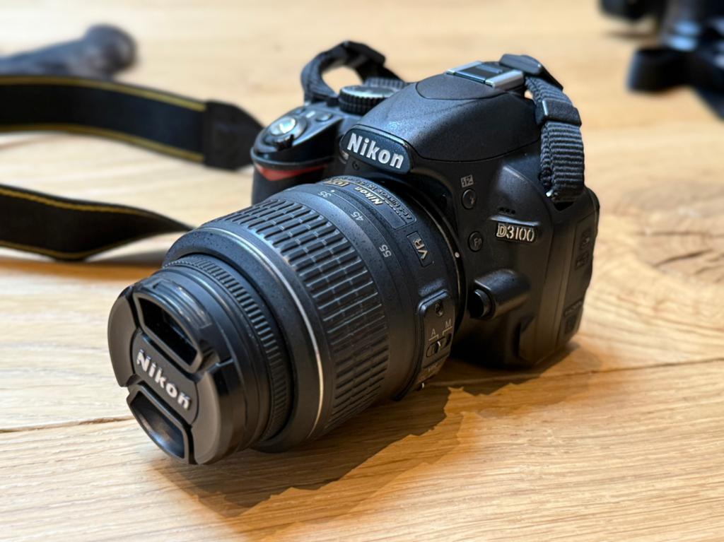 Nikon D3100 camera + 18-55 mm objectief, Ophalen of Verzenden, Zo goed als nieuw, Spiegelreflex, Nikon
