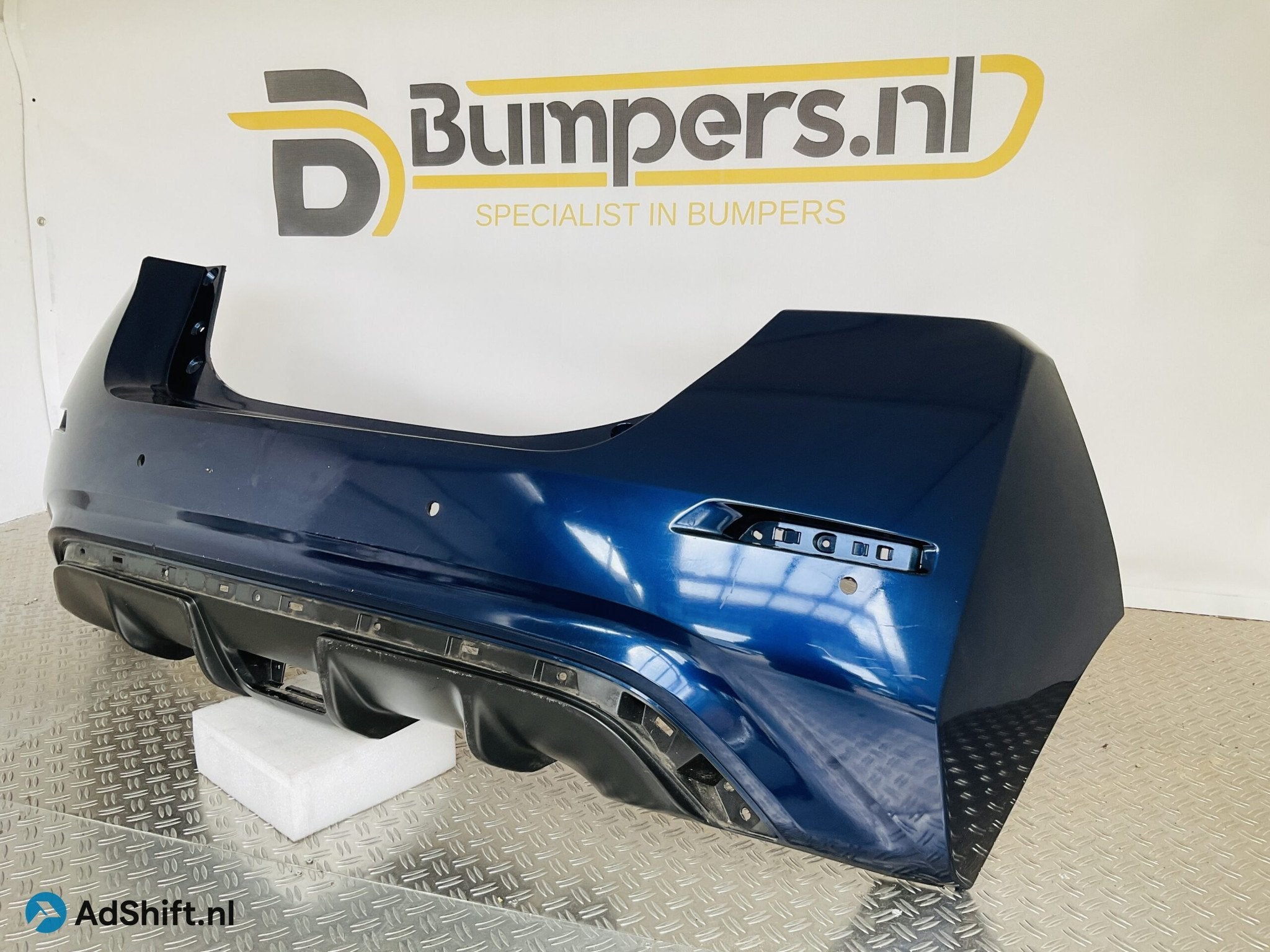 Bumper Nissan Leaf 4xpdc 85022-55H0H Achterbumper 1-E10-1316, Auto-onderdelen, Bumper