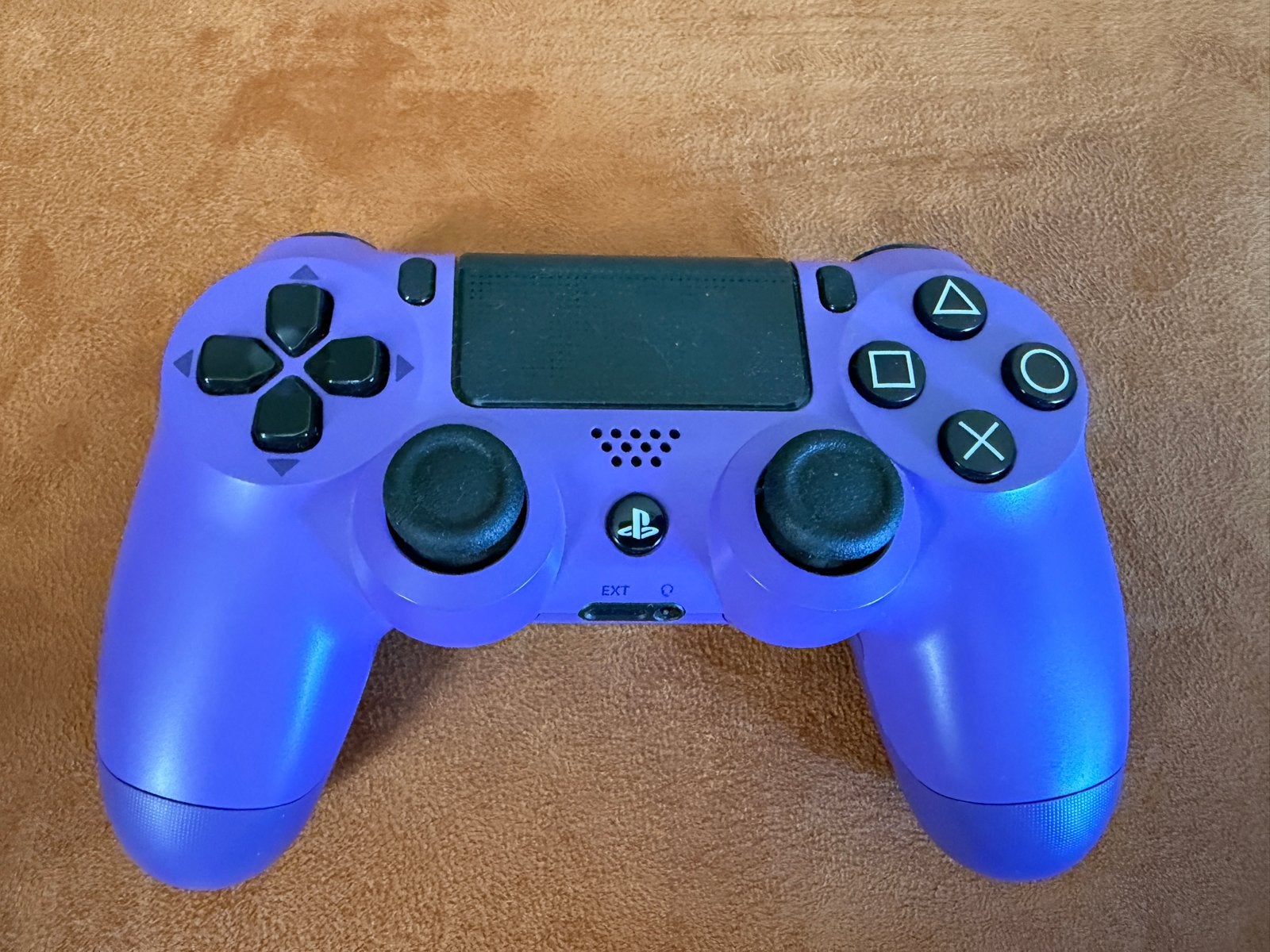 Paarse PlayStation 4 DualShock Controller, Spelcomputers en Games, Spelcomputers | Sony PlayStation Consoles | Accessoires, Gebruikt