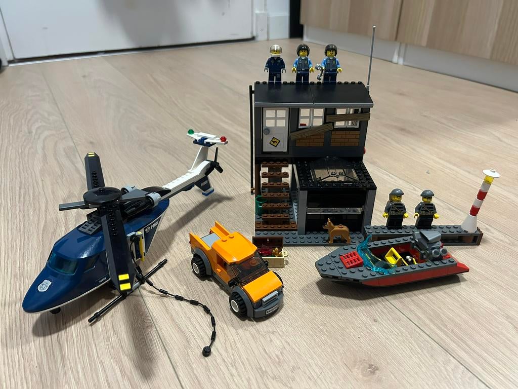 Lego 60009 helikopter arrest compleet, Ophalen of Verzenden, Zo goed als nieuw