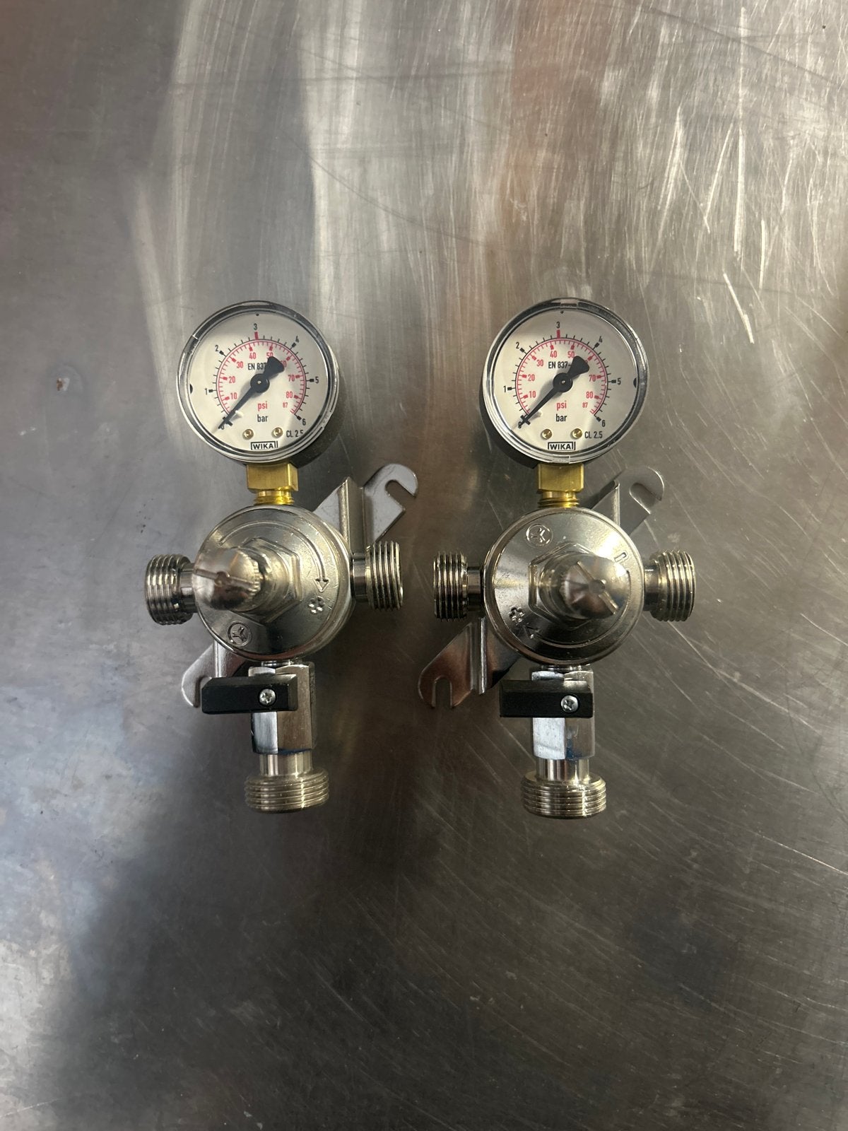 Tussenliggende Drukregelaar met manometer (2 stuks), Witgoed en Apparatuur, Ophalen of Verzenden, Nieuw, Overige merken