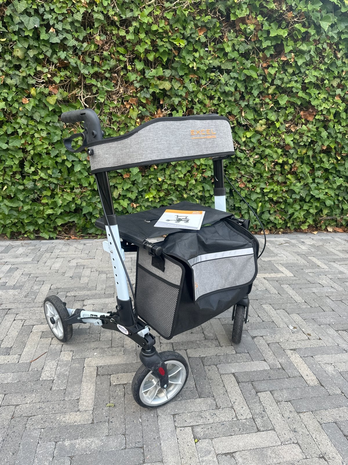 Rollator Excell 3-Motion, Ophalen, Zo goed als nieuw