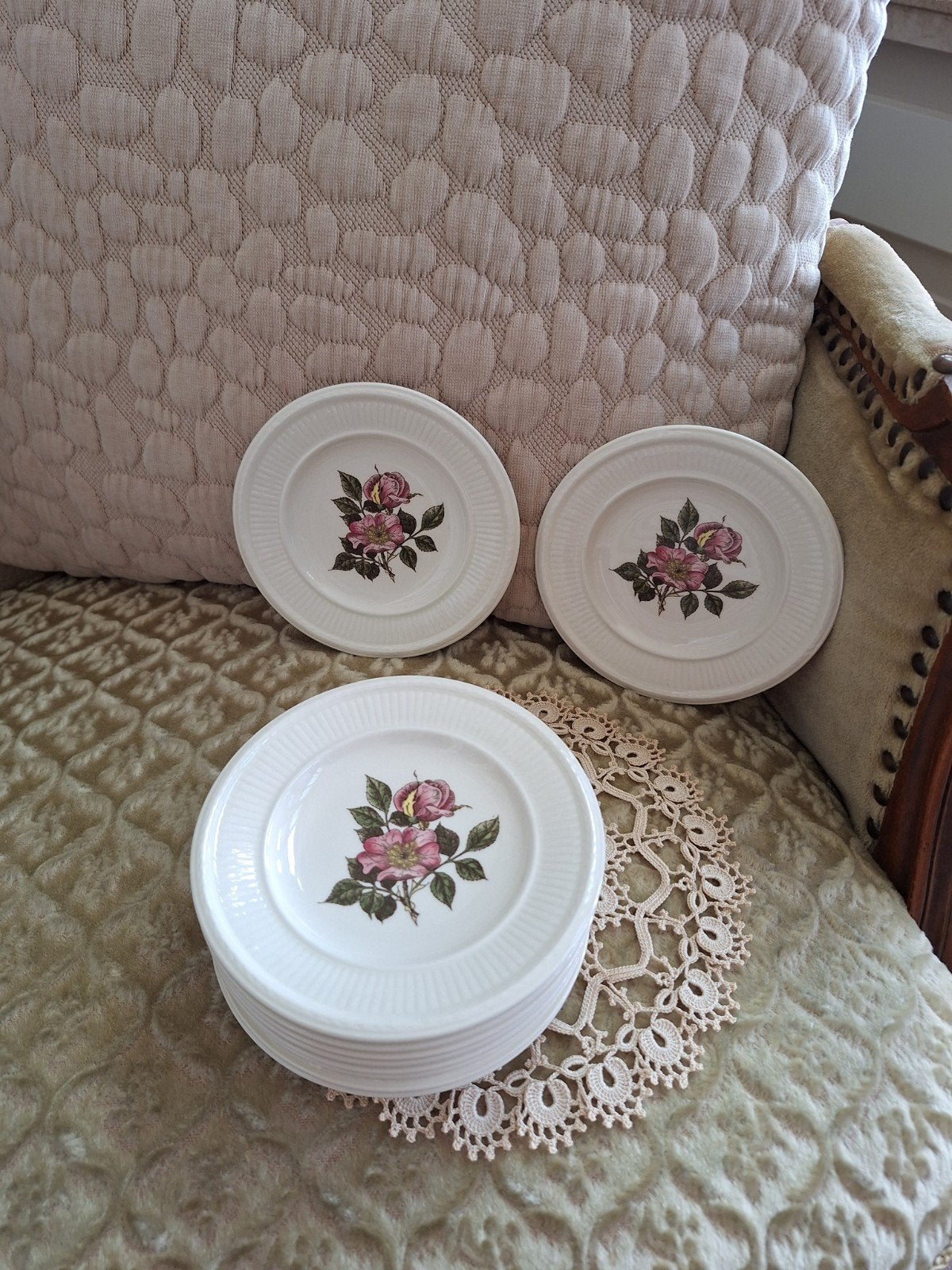 10 Petit Four Bordjes Wedgwood Briar Rose ** Mimosa **, Ophalen of Verzenden, Zo goed als nieuw, Bord(en), Overige stijlen