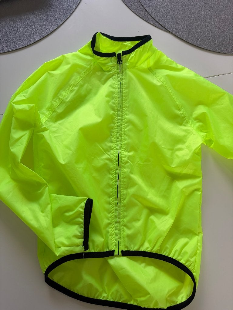 Fiets regenjas fluorescerend geel!, Ophalen, Overige maten, Zo goed als nieuw, Decathlon