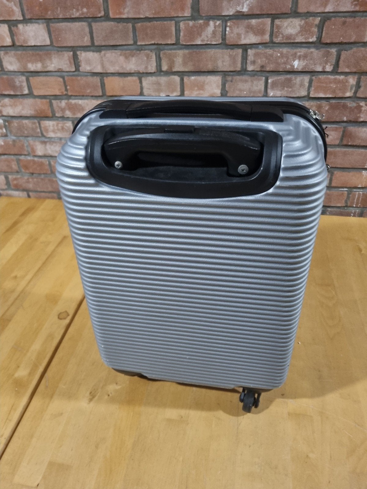 Kleine koffer Spilberger - Ideaal voor handbagage, Uitschuifbare handgreep, Gebruikt, Hard kunststof, Minder dan 50 cm