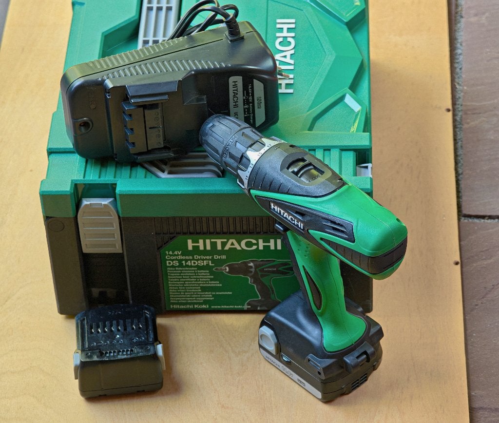 Hitachi accu boormachine DS 14DSFL + heggenschaar CH 14DSL