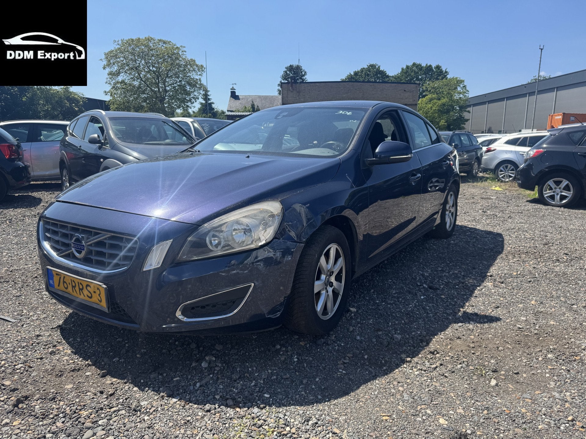 Volvo S60 1.6 T4 Kinetic Automaat | Clima | Navi | Trekhaak, Stof, Gebruikt, S60, 1600 kg