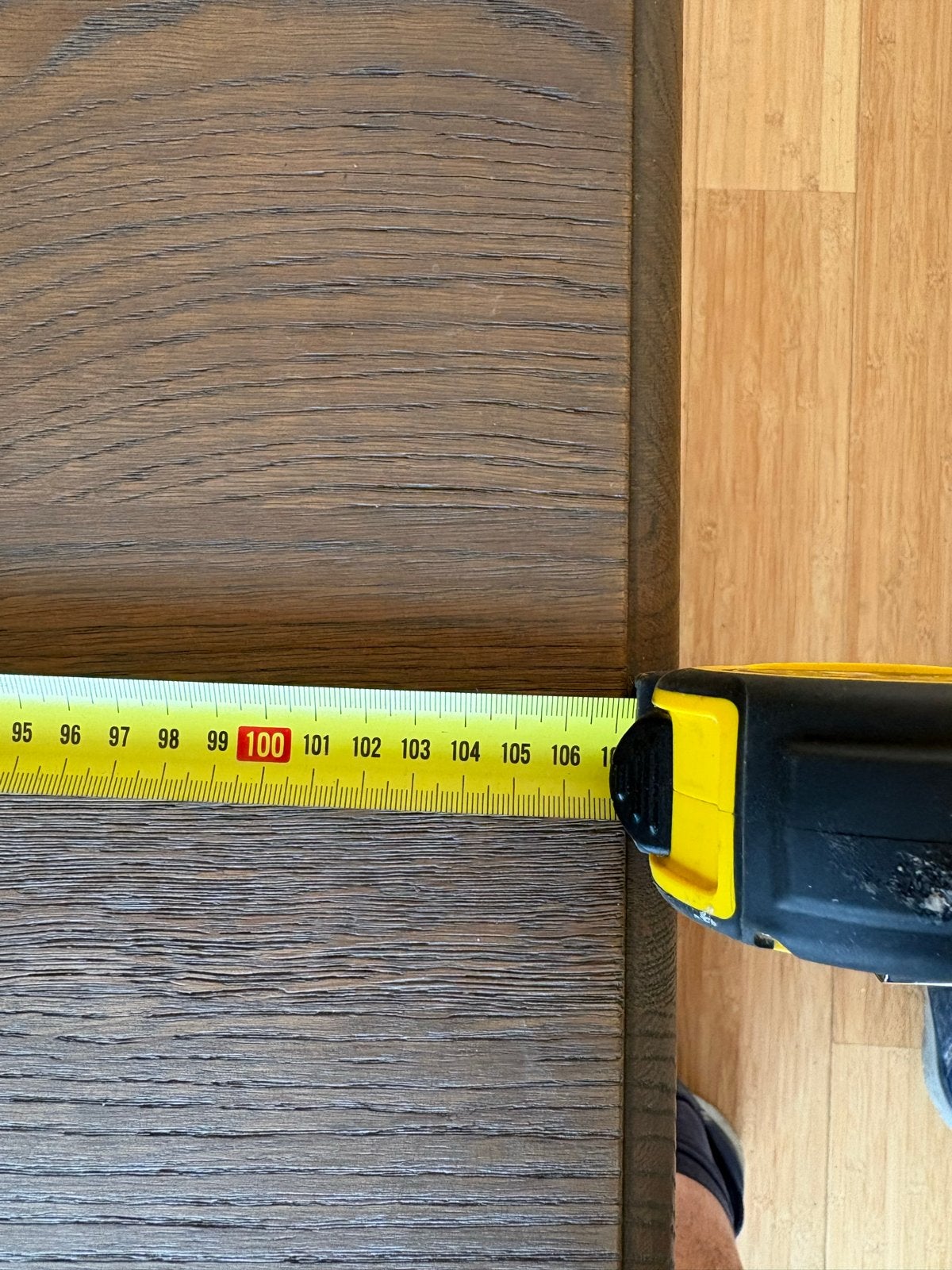 Foto 4 van Uitschuifbare eettafel - Ovaal - Hout met witte poten
