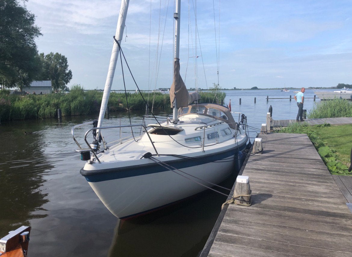 Hurley 800, Watersport en Boten, Kajuitzeilboten en Zeiljachten, Ophalen, Gebruikt, Binnenboordmotor, Tourjacht of cruiser