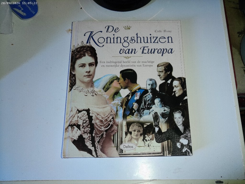 Boek de koningshuizen van Europa, Ophalen of Verzenden, Zo goed als nieuw, Buitenland, Tijdschrift of Boek