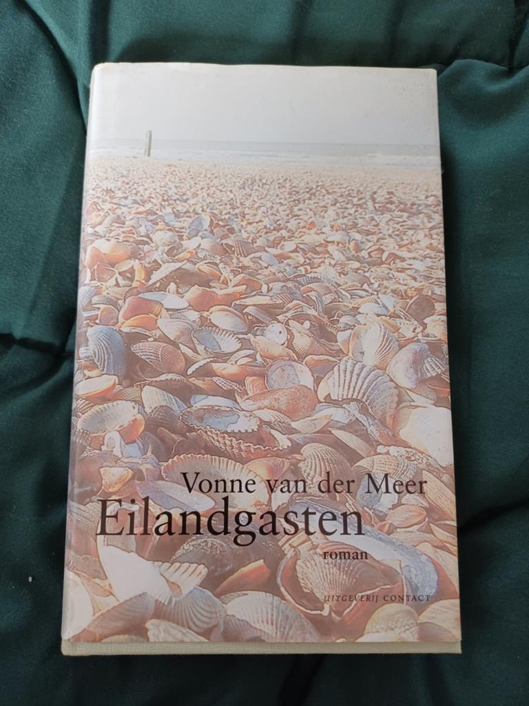 Eilandgasten - Vonne van der Meer (Roman), Ophalen of Verzenden, Gelezen, Vonne van der Meer, Nederland