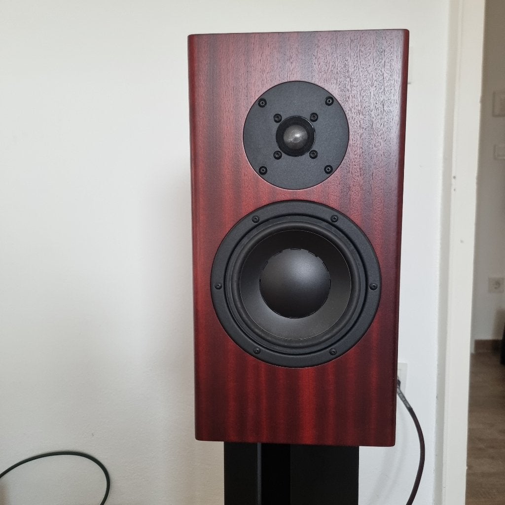 Totem Mani2 Signature luidsprekers, Audio Note AN-K stands
