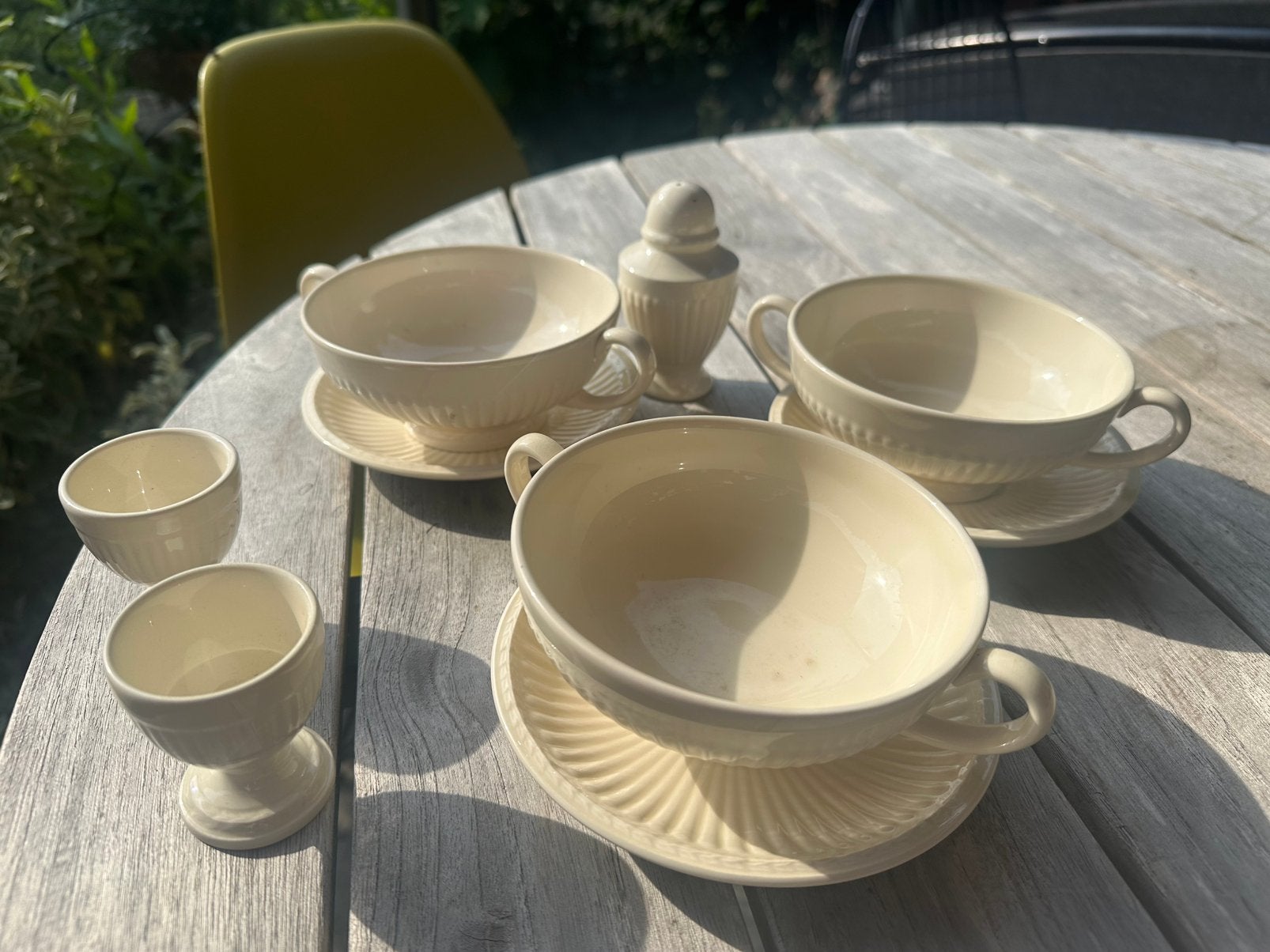 Wedgewood soepkommen, eierdopjes en zoutvaatje, Antiek en Kunst, Ophalen