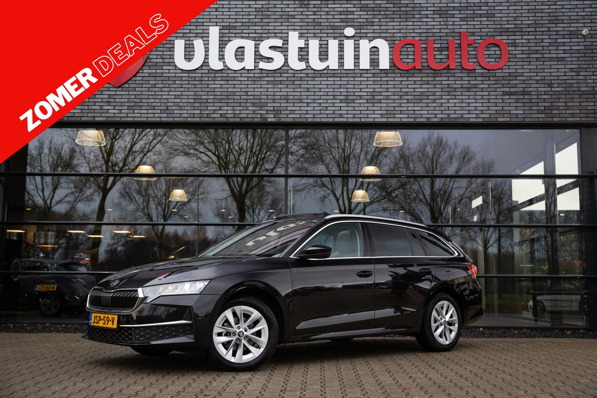 Skoda Octavia Combi 1.5 TSI MHEV Business Edition , Panorama, Auto's, Skoda, Stof, 4 cilinders, Zwart, Geïmporteerd