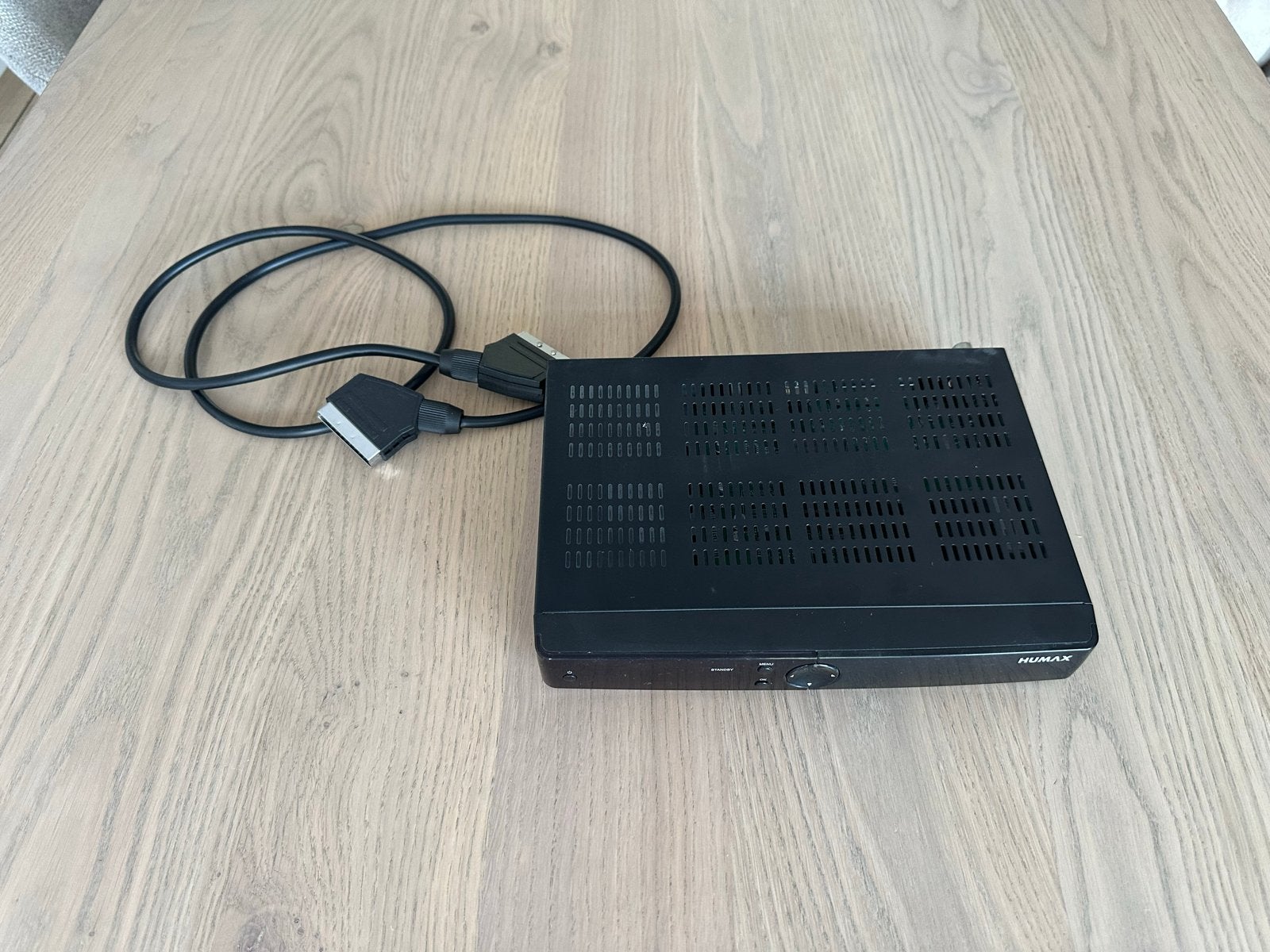 Humax tv-decoder met stroomadapter en SCART-kabel, Audio, Tv en Foto, Ophalen of Verzenden, Gebruikt, Decoder