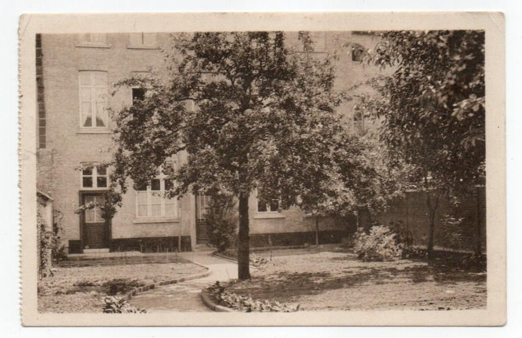 Hasselt Instituut Ursulinnen 193?, Ophalen, 1920 tot 1940, Gelopen, Antwerpen