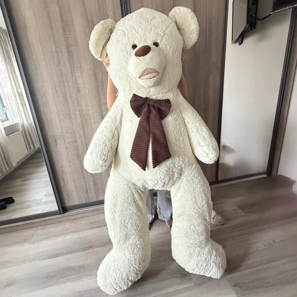 witte teddybeer met bruine strik, Ophalen, Zo goed als nieuw