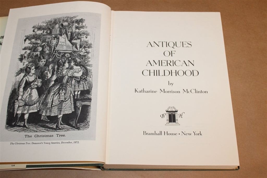 Antiques of American Childhood — Antiek Speelgoed 1970, Antiek en Kunst, Antiek | Speelgoed, Ophalen of Verzenden