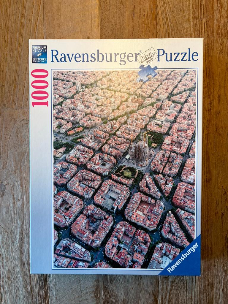 1000 stukjes puzzel ‘Barcelona vanuit de lucht’, Ophalen of Verzenden, 500 t/m 1500 stukjes, Gebruikt, Legpuzzel