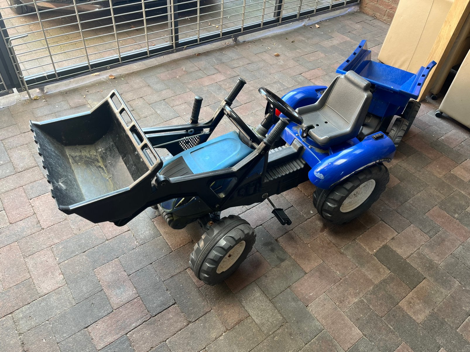 Tractor met kar te koop, Ophalen, Zo goed als nieuw, Overige merken