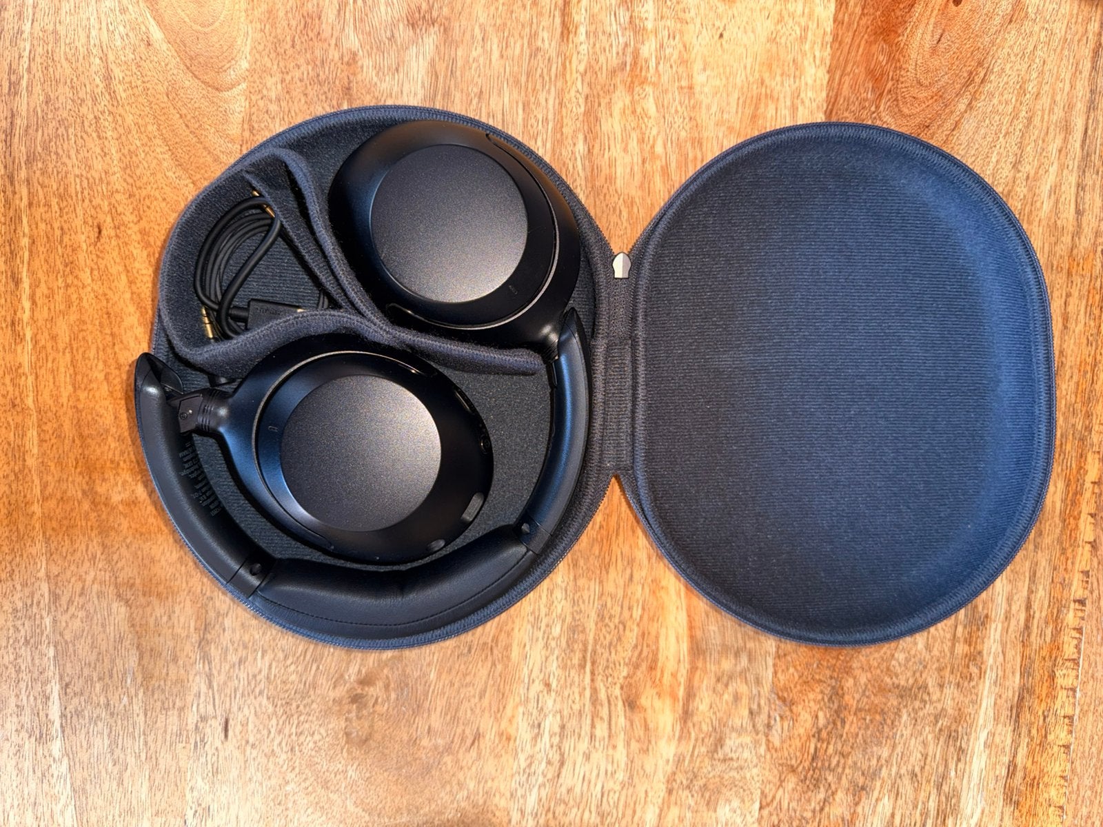Sony Noise cancelling Headphones + Bass boost, Ophalen, Zo goed als nieuw, Sony