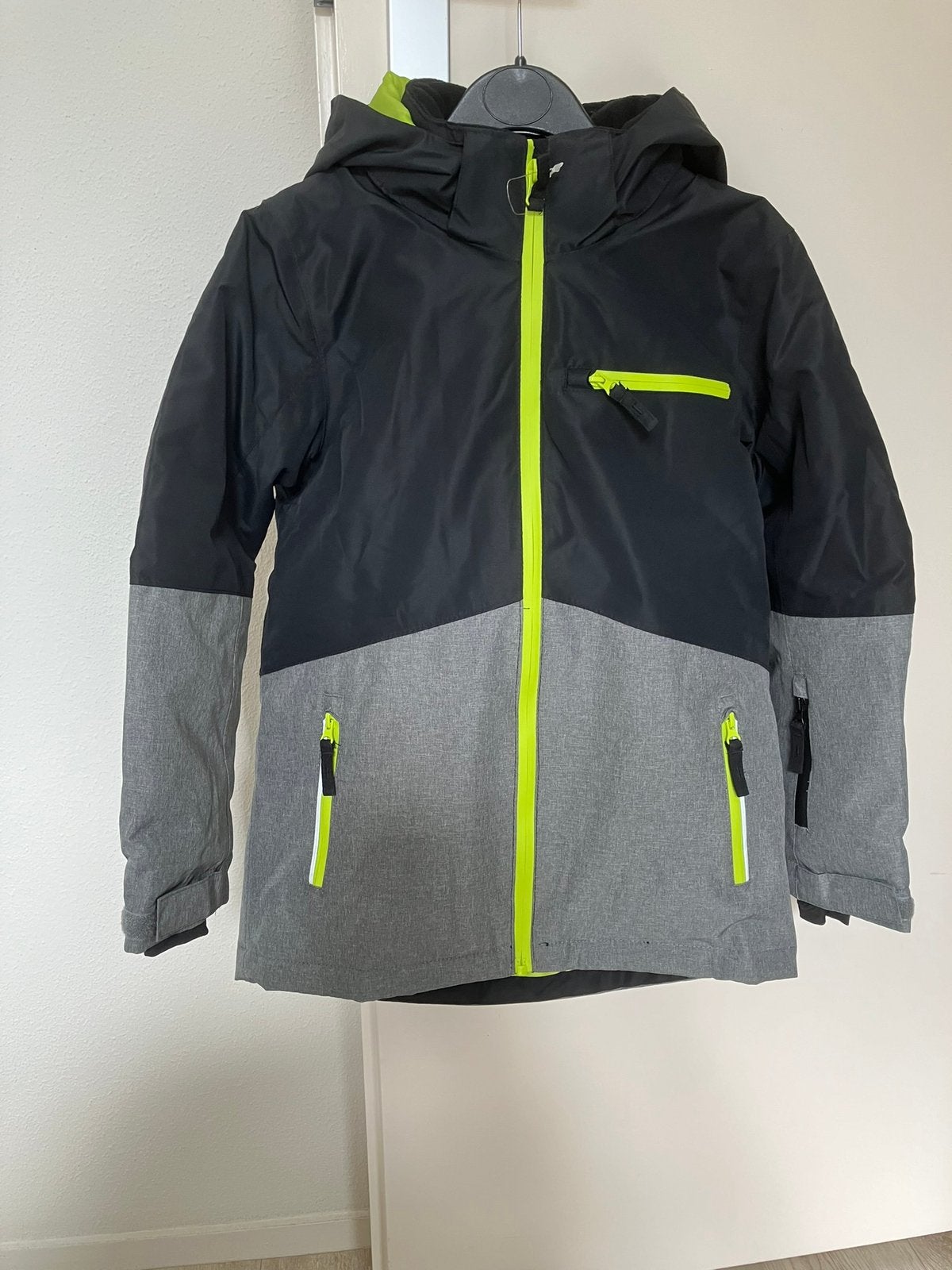 Active Touch ski jas, maat 122/128., Kinderen en Baby's, Kinderkleding | Maat 122, Verzenden, Jongen of Meisje, Nieuw, Active Touch