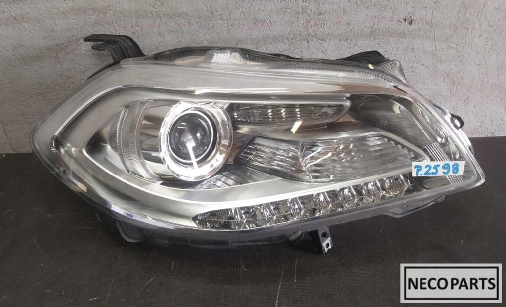 SUZUKI SX4 S-CROSS XENON LED KOPLAMP 100-17735 ORIGINEEL, Gebruikt, -, -, Ophalen of Verzenden