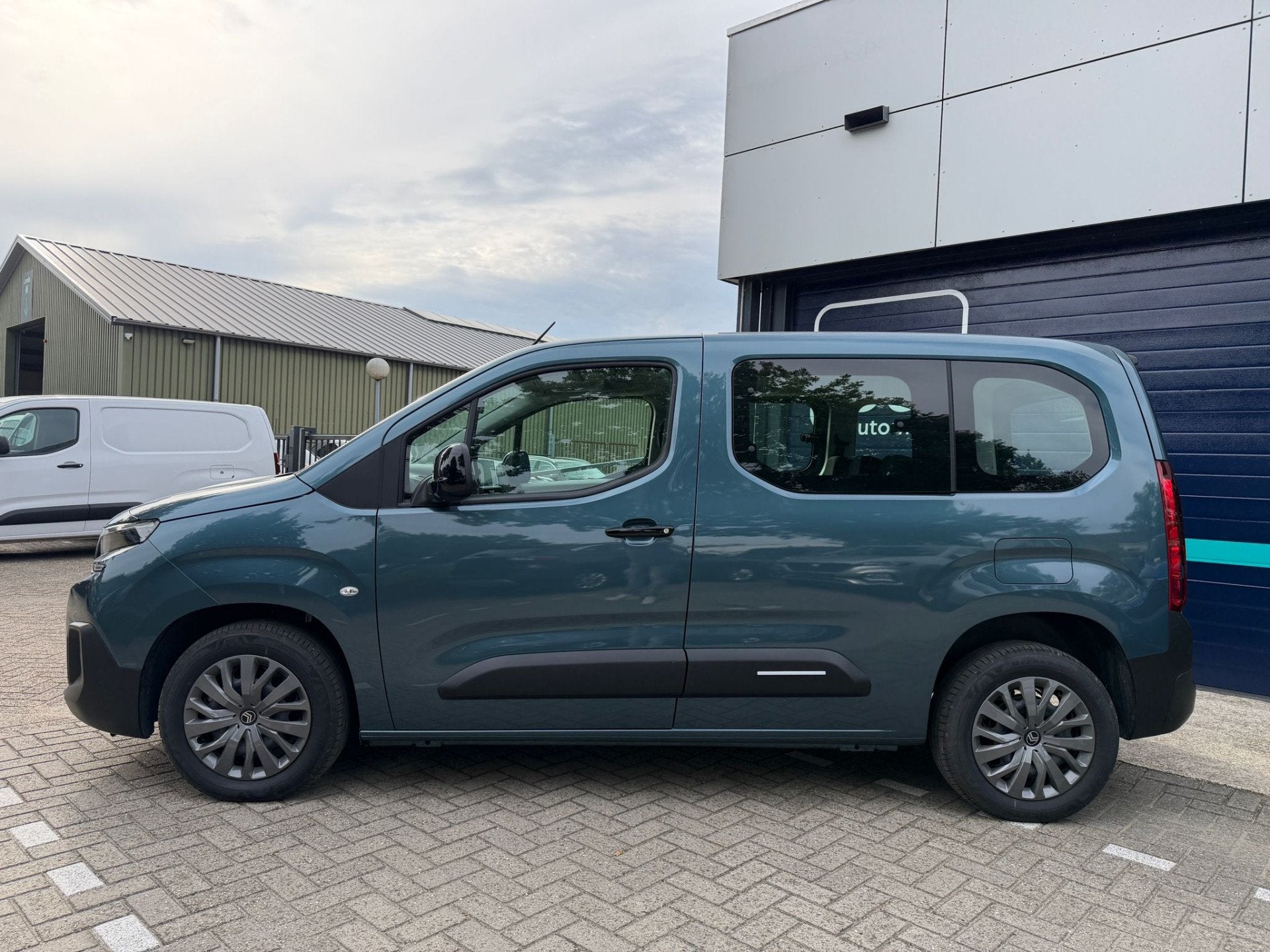 Citroën E-Berlingo Plus M L1 50 kWh 1 fase lader Apple CarP, Auto's, Citroën, 12 maanden, Gebruikt, Parkeersensor, 343 km
