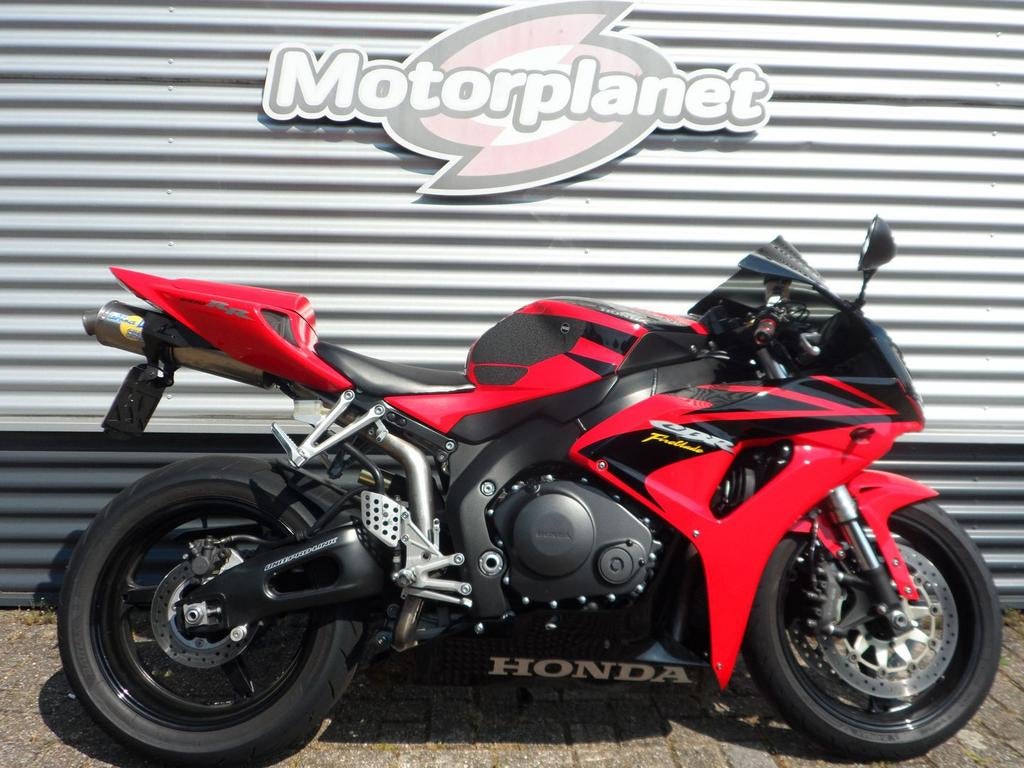HONDA CBR 1000 RR FIREBLADE (bj 2006), Motoren, Motoren | Honda, HONDA, 4 cilinders, Motorrijbewijs A, Bedrijf