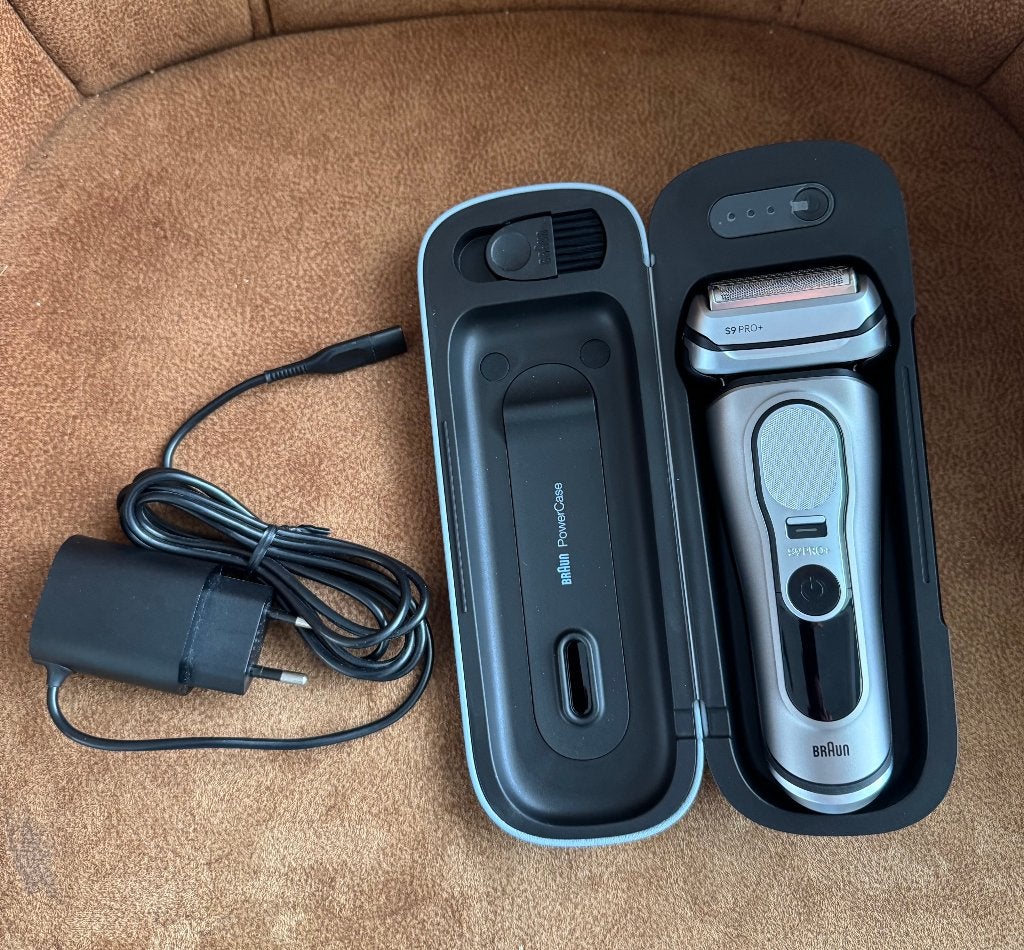 Braun Series 9 Pro+  met Powercase - NIEUW, Witgoed en Apparatuur, Persoonlijke-verzorgingsapparatuur, Ophalen of Verzenden, Nieuw
