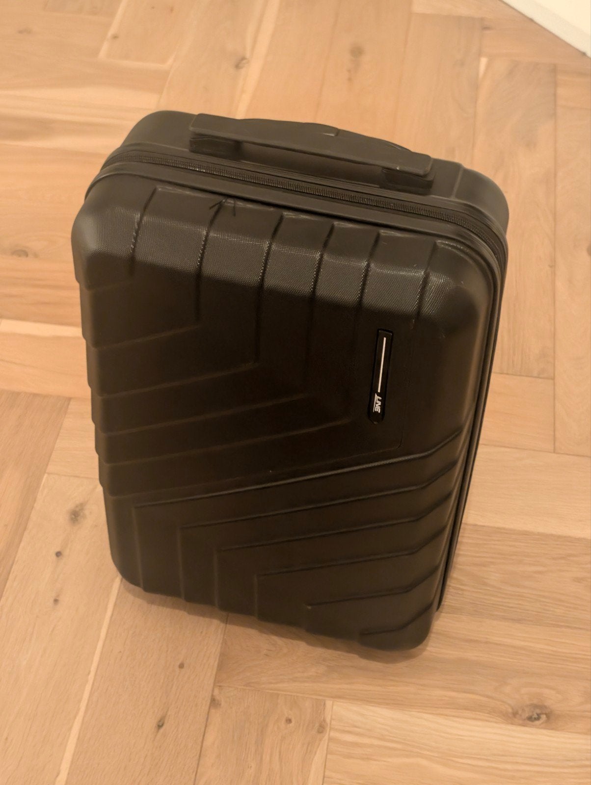 Zwarte handbagagekoffer, Ophalen, Uitschuifbare handgreep, 30 cm of meer, Gebruikt