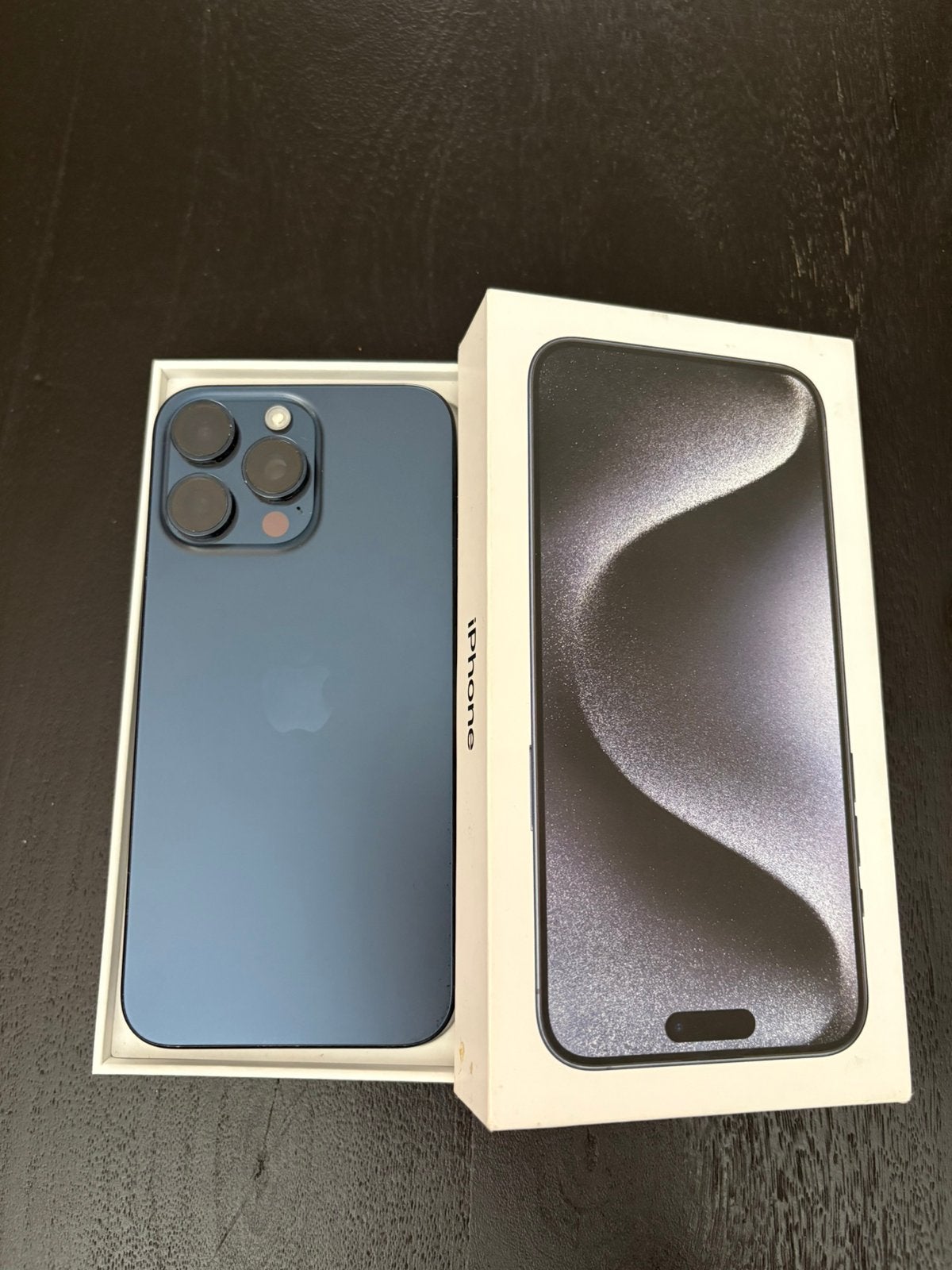 Iphone 15 pro max 256GB, Blauw, IPhone 15 Pro Max, Zo goed als nieuw, 82 %