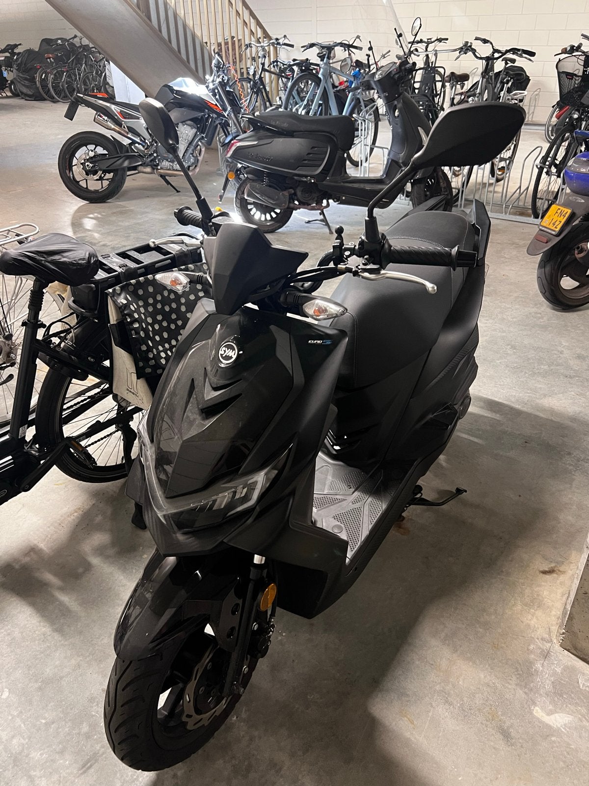 Sym Jet 4 RX Scooter - Zwart, Fietsen en Brommers, Scooters | SYM, Ophalen, Overige modellen, Maximaal 45 km/u, Zo goed als nieuw