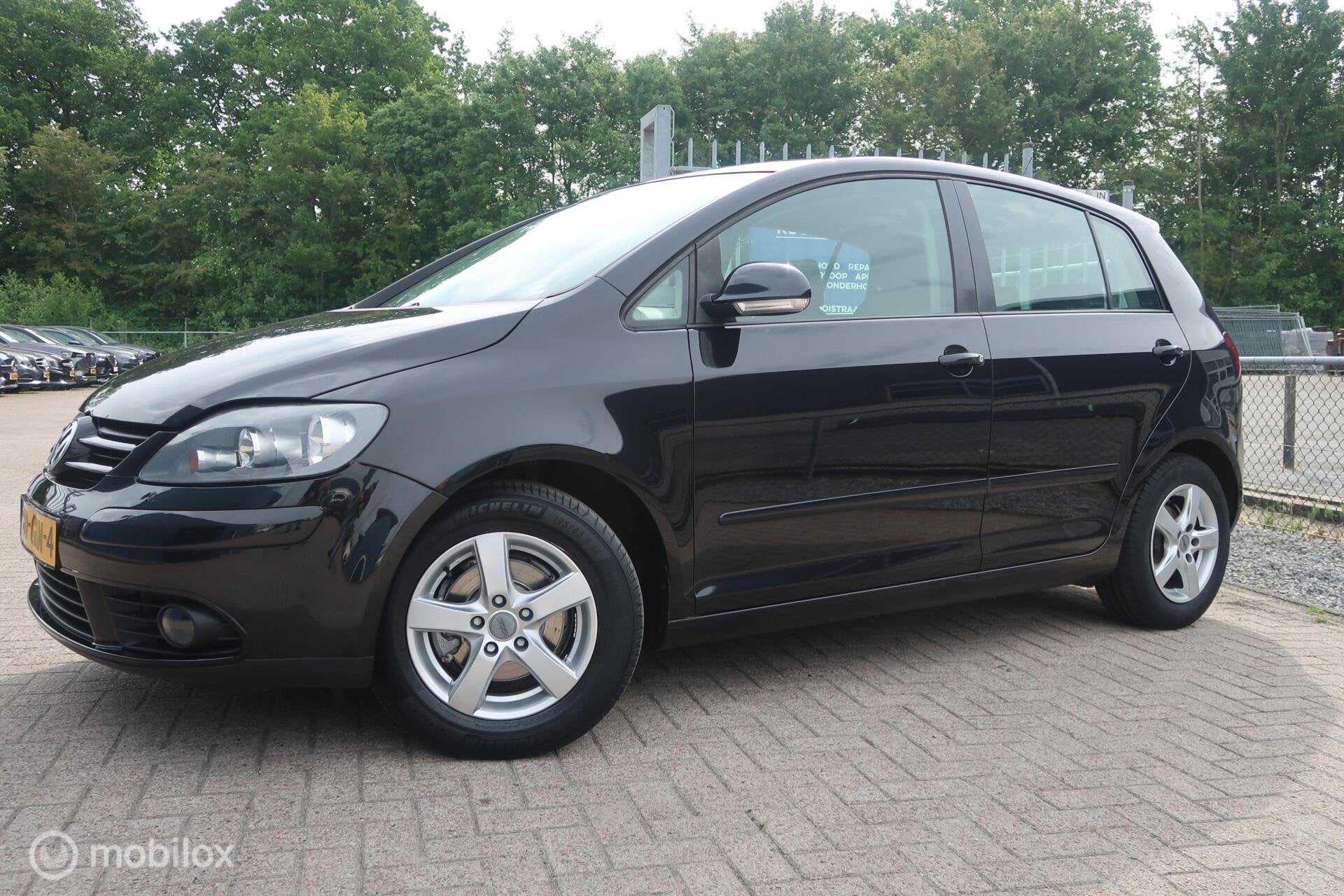 Volkswagen Golf Plus 1.6 Sportline, Auto's, Stof, Gebruikt, Zwart, 4 cilinders