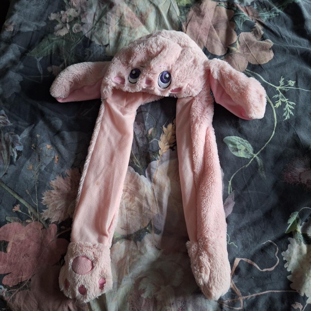 Leuke muts met bewegende oren - Roze konijn, Ophalen of Verzenden, Gebruikt, Meisje, Muts