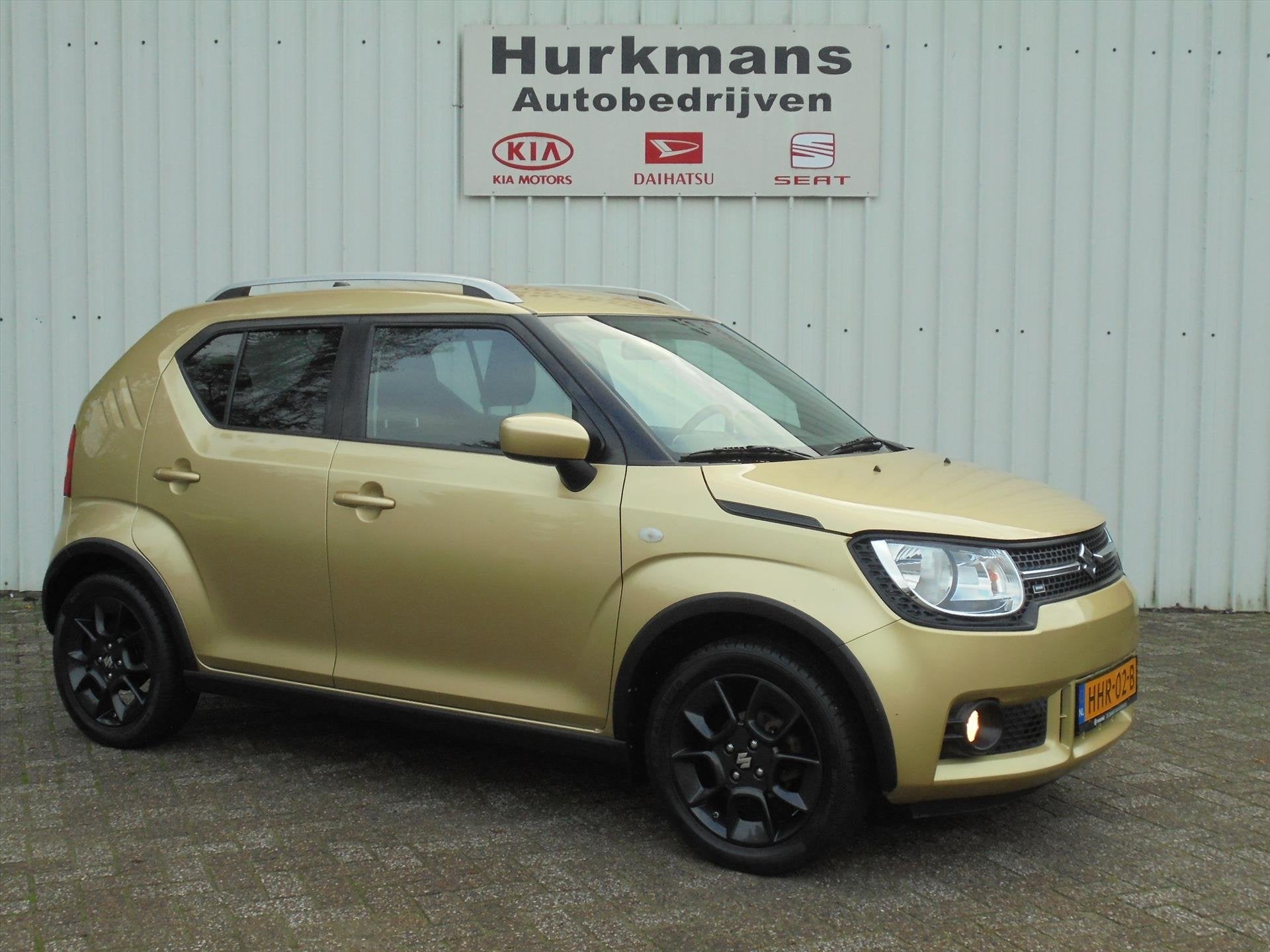 Suzuki Ignis 1.2 DUALJET 90PK INTRO EDITION TREKHAAK, Stof, 4 cilinders, Bruin, Bedrijf