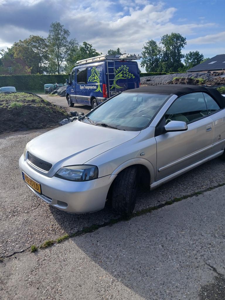 Opel Astra 1.6 16V Cabrio 2002 Grijs, Auto's, Opel, Particulier, Astra, Benzine, C, Cabriolet, Handgeschakeld, Origineel Nederlands