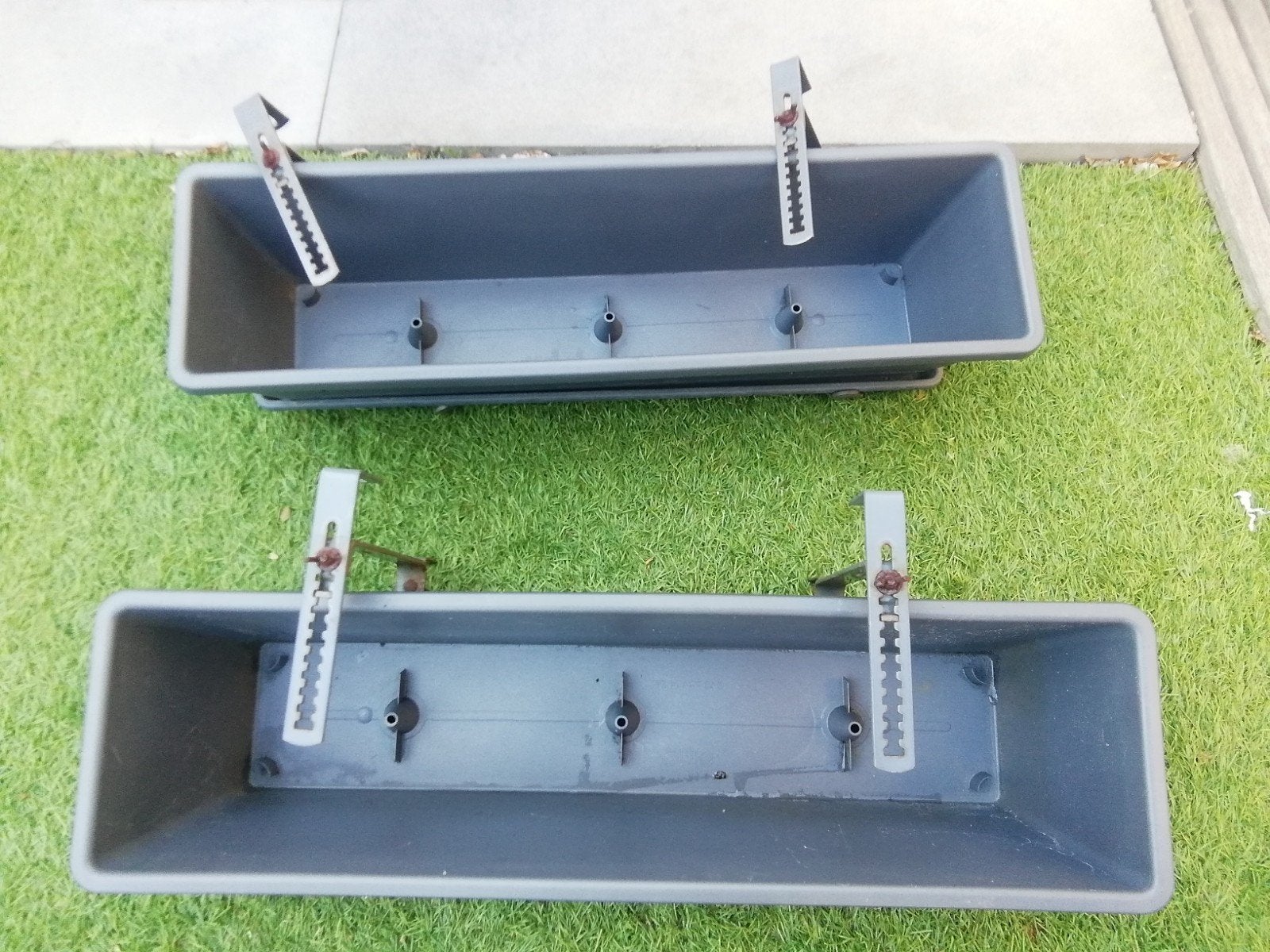 2 Balkonbakken barcelona elho 70cm incl schotel + haken, Ophalen, Kunststof, Minder dan 30 cm, Balkon