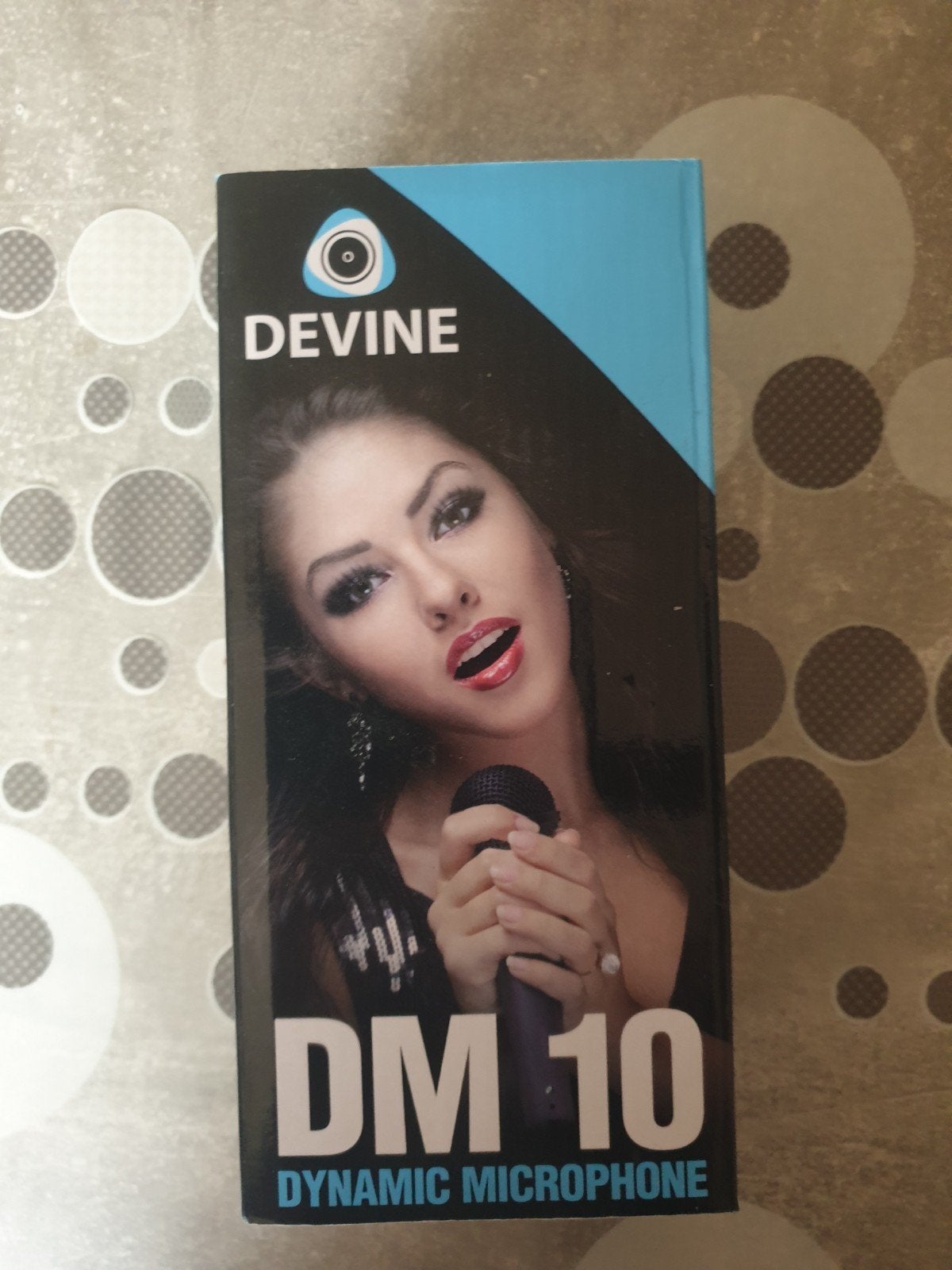 Devine DM 10 Dynamische Microfoon - Zo goed als nieuw, Ophalen of Verzenden, Zo goed als nieuw, Zangmicrofoon