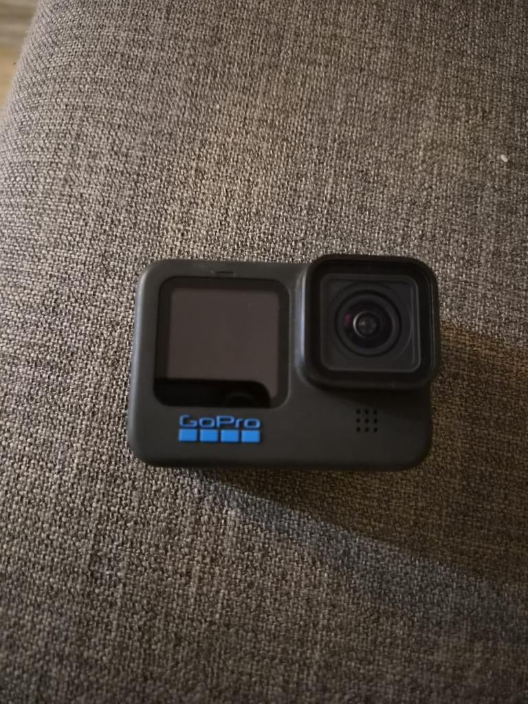 GoPro Hero 10 Black - Actiecamera met accessoires, Audio, Tv en Foto, Actiecamera's, Ophalen, Zo goed als nieuw, GoPro