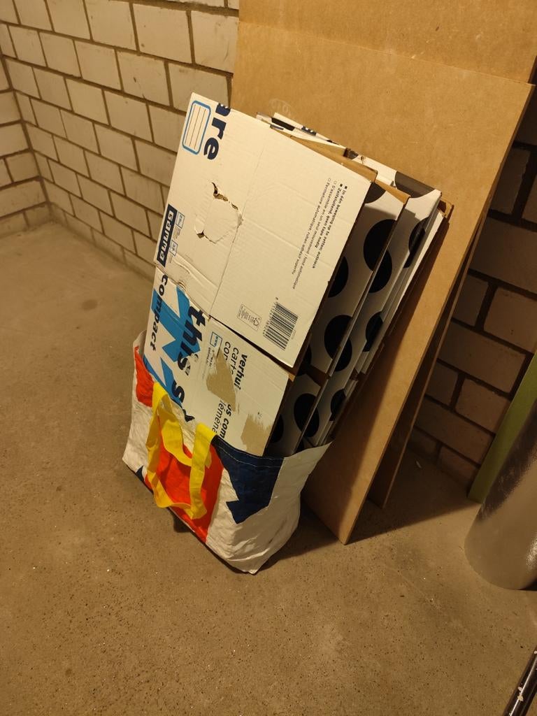 8 verhuisdozen, gratis, 50 tot 75 cm, Ophalen of Verzenden, Minder dan 40 cm, 35 tot 50 cm