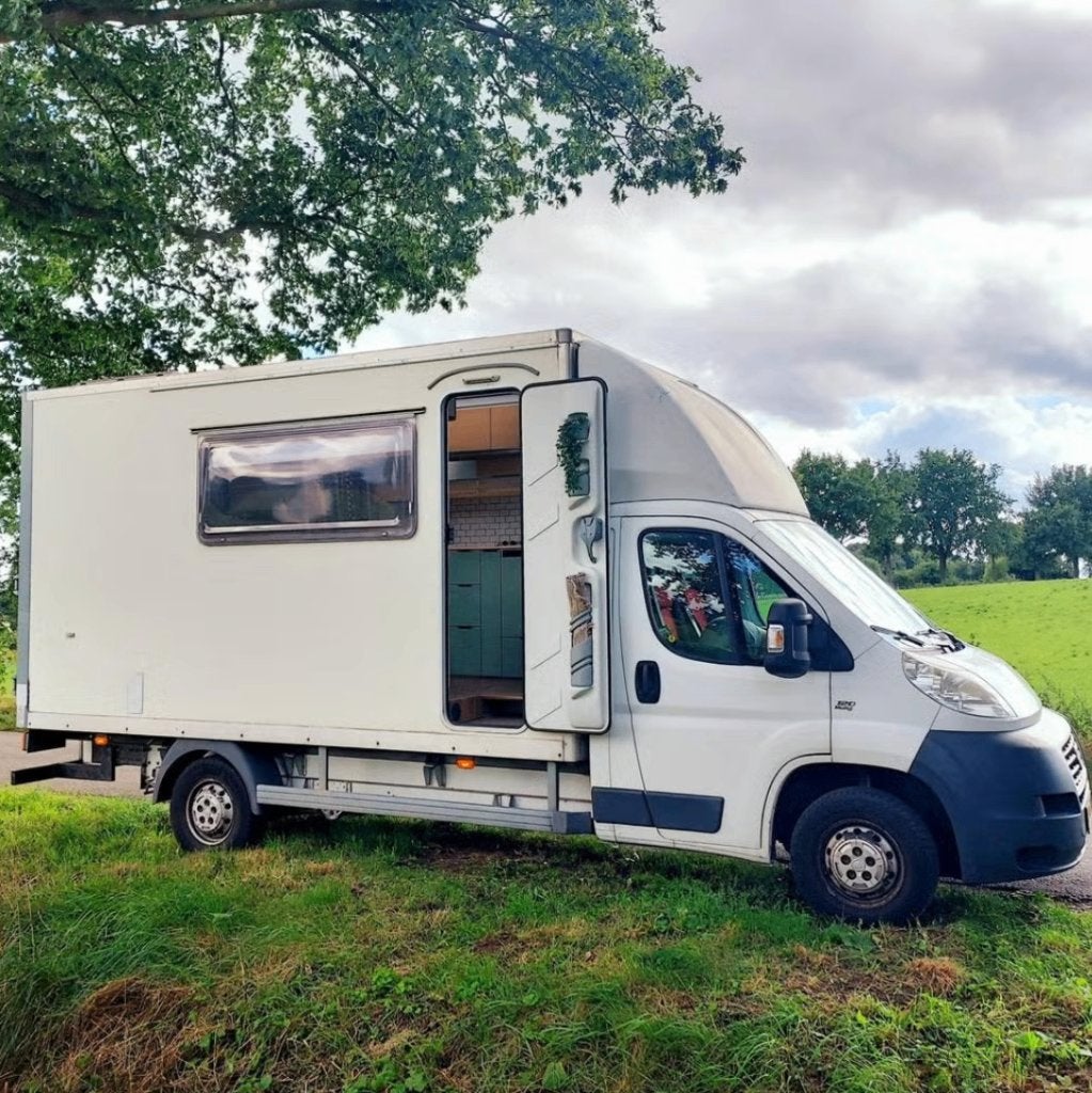 Off-grid Bakwagen Camper | 144k km | Toilet&Douche | rbw. B, Caravans en Kamperen, Campers, Particulier, tot en met 2, Half-integraal