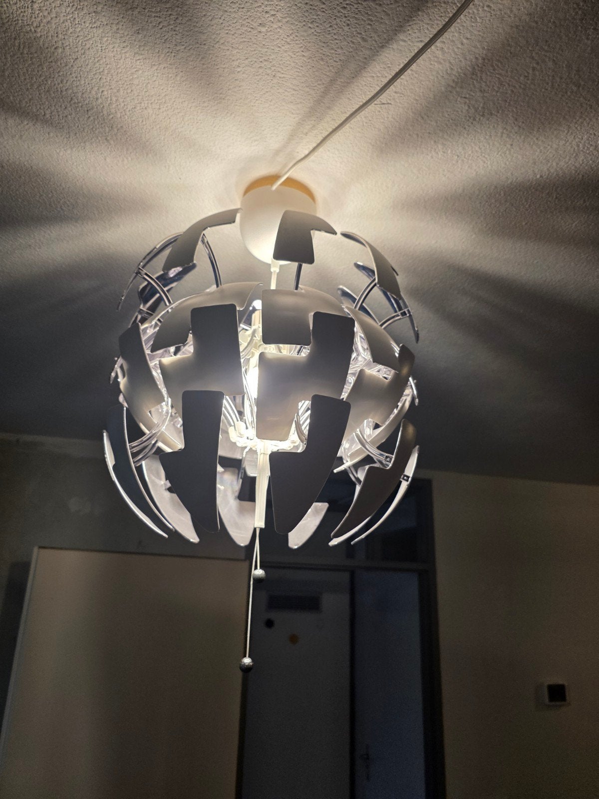 IKEA PS 2014 Hanglamp - Modern en Speels Design, 50 tot 75 cm, Ophalen of Verzenden, Zo goed als nieuw, Modern, Speels, Scandinavisch